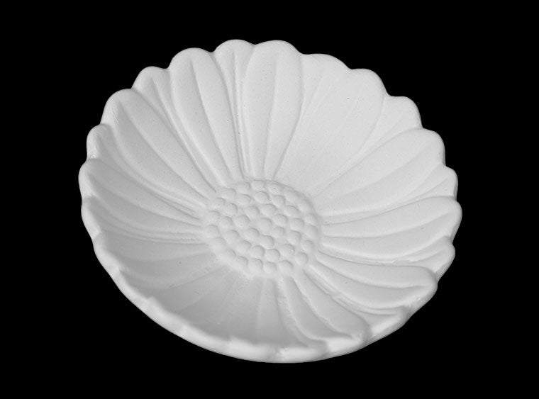 3. Daisy Dish